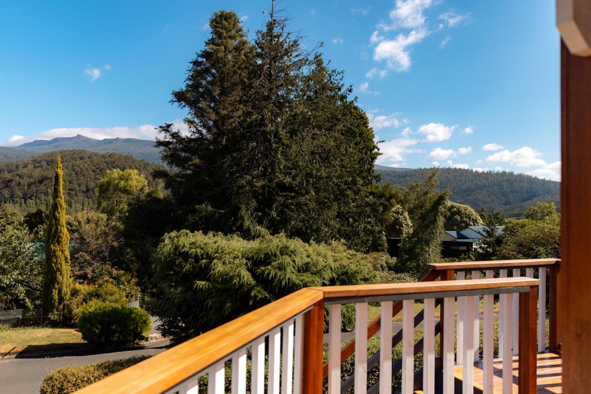 Maydena Chalet Exterior photo